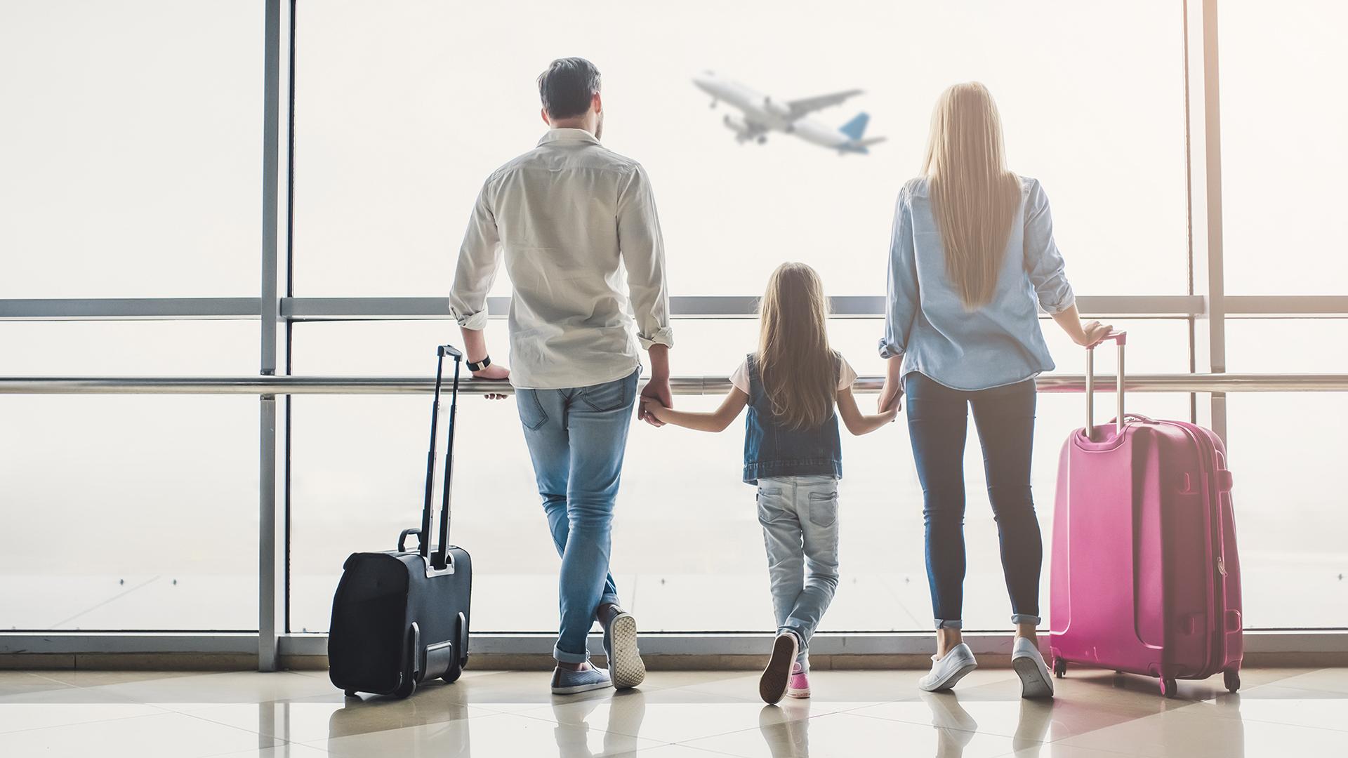 Holiday Travel Tips to Save Money