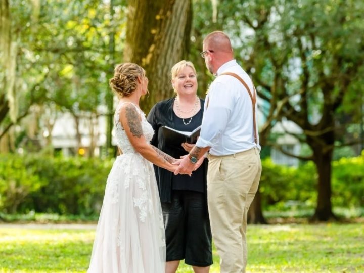 Savannah Elopement Packages That Keep Things Beautifully Simple